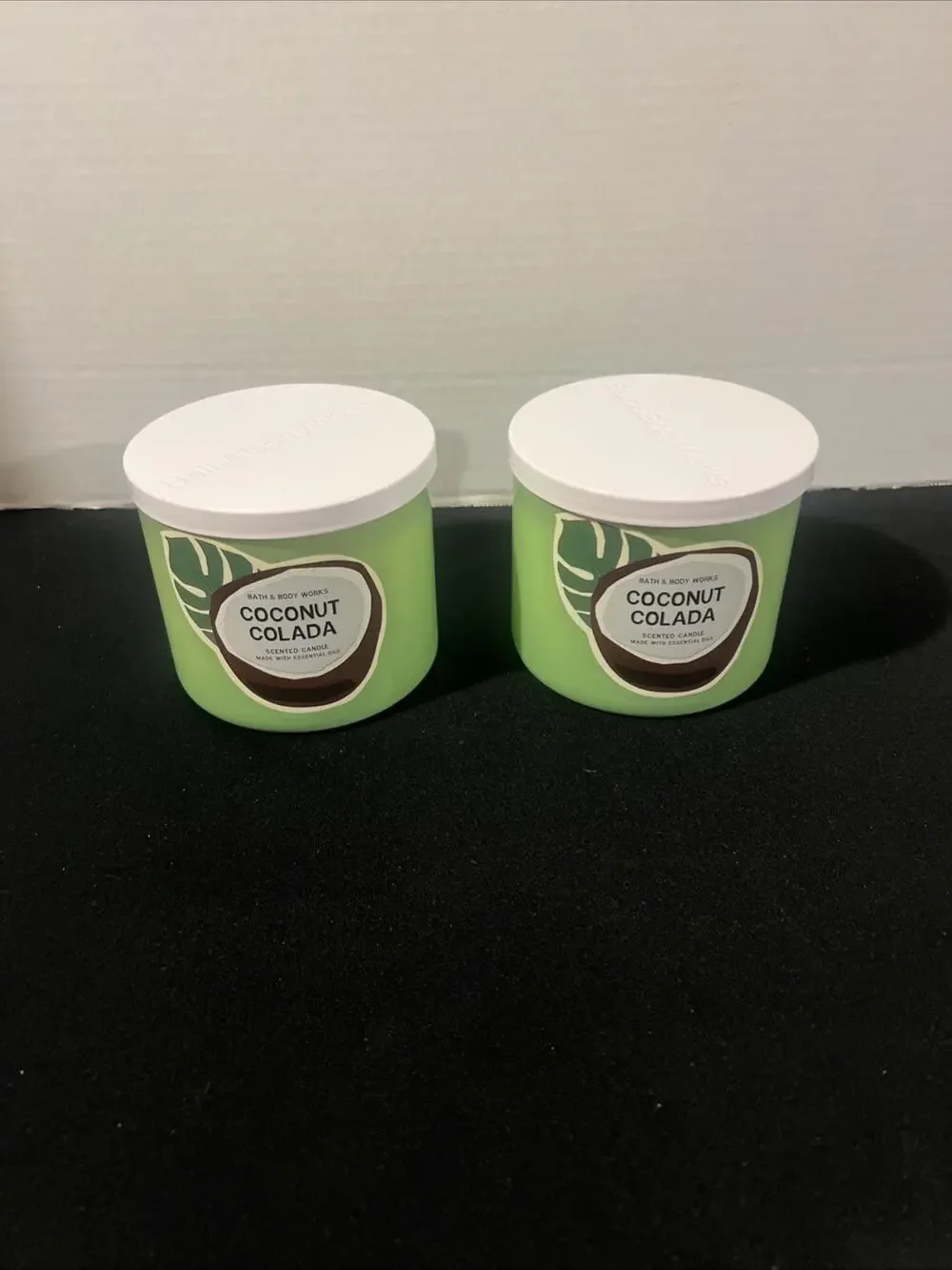 2 Bath And Body Works Coconut Colada 3wick 14.5 oz Candle Read